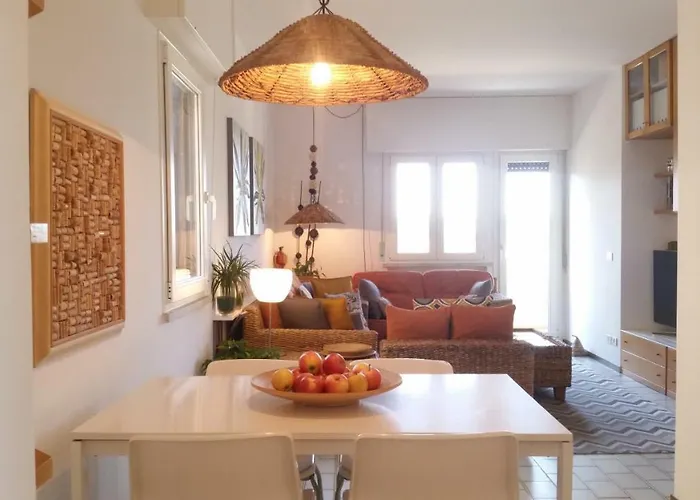 Bettina's Wonderful Flat شقة *